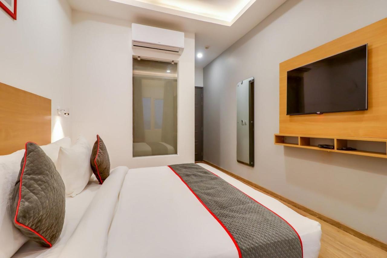 Hotel Super Townhouse Jashn Chinhat Exterior foto