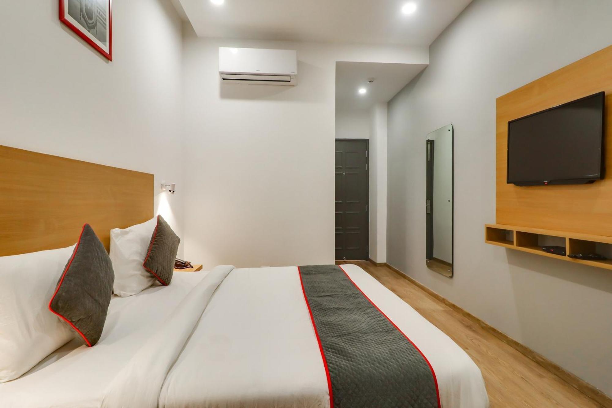 Hotel Super Townhouse Jashn Chinhat Exterior foto