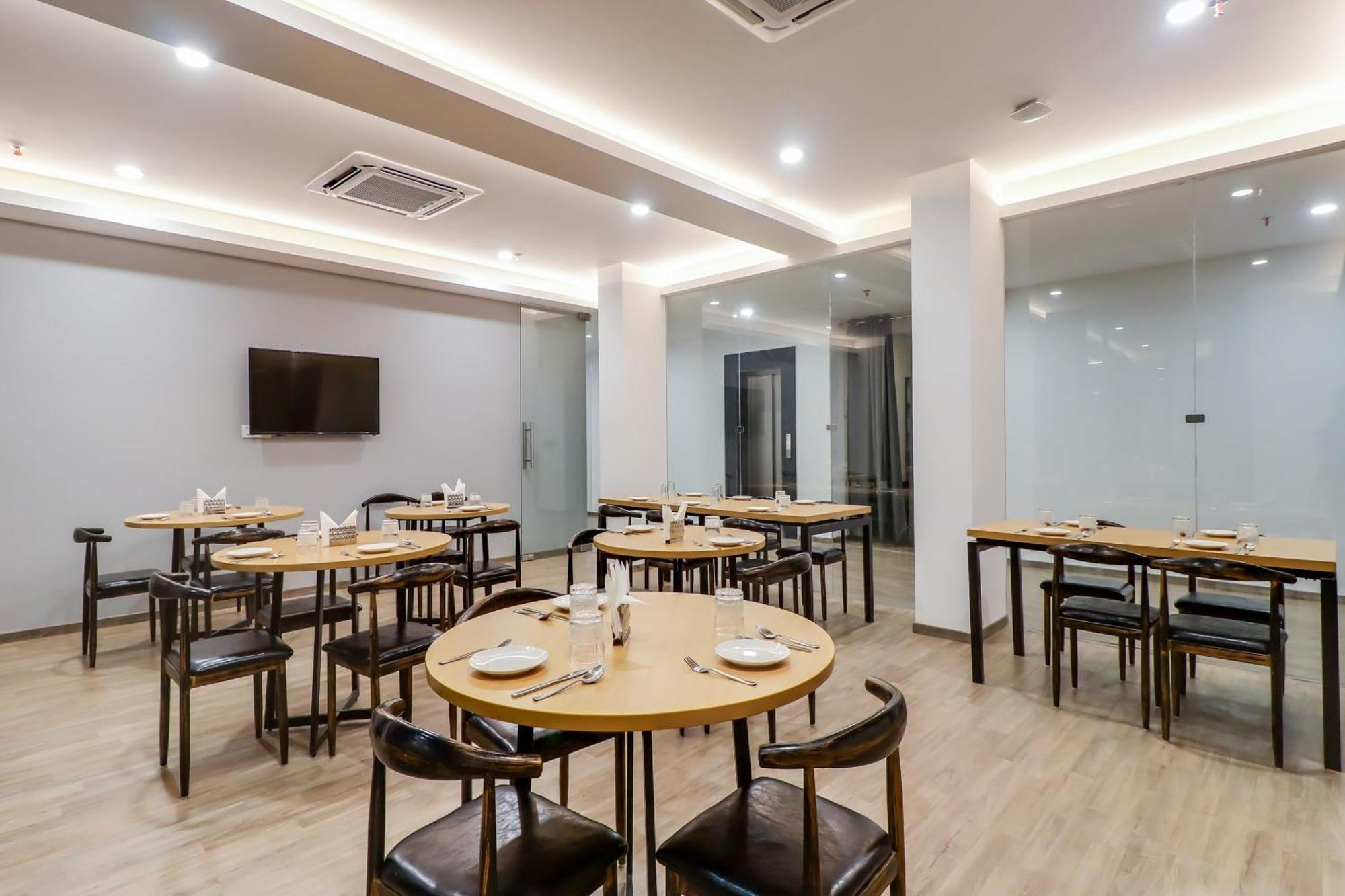 Hotel Super Townhouse Jashn Chinhat Exterior foto
